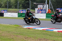 Vintage-motorcycle-club;eventdigitalimages;mallory-park;mallory-park-trackday-photographs;no-limits-trackdays;peter-wileman-photography;trackday-digital-images;trackday-photos;vmcc-festival-1000-bikes-photographs